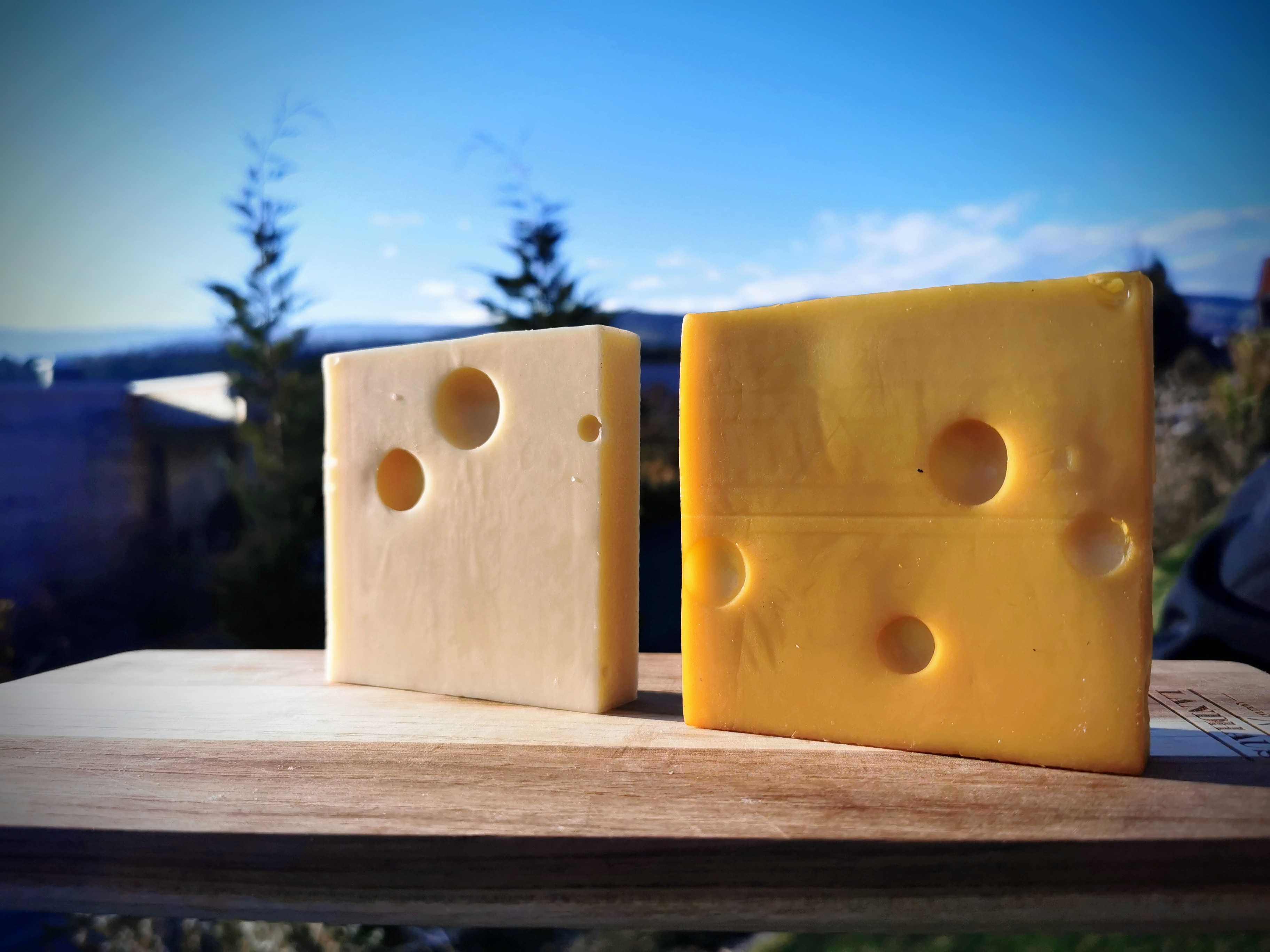 Kalträuchern am Kugelgrill: So gelingt dir Räucherkäse nach steirischer Art