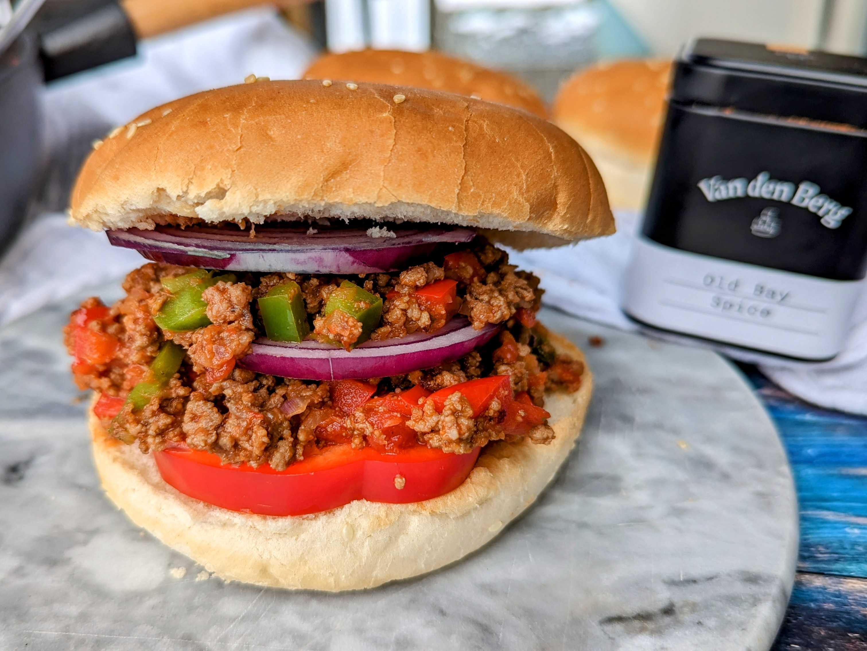 Sloppy Joe Burger vom Grill: Dein neuer BBQ-Liebling
