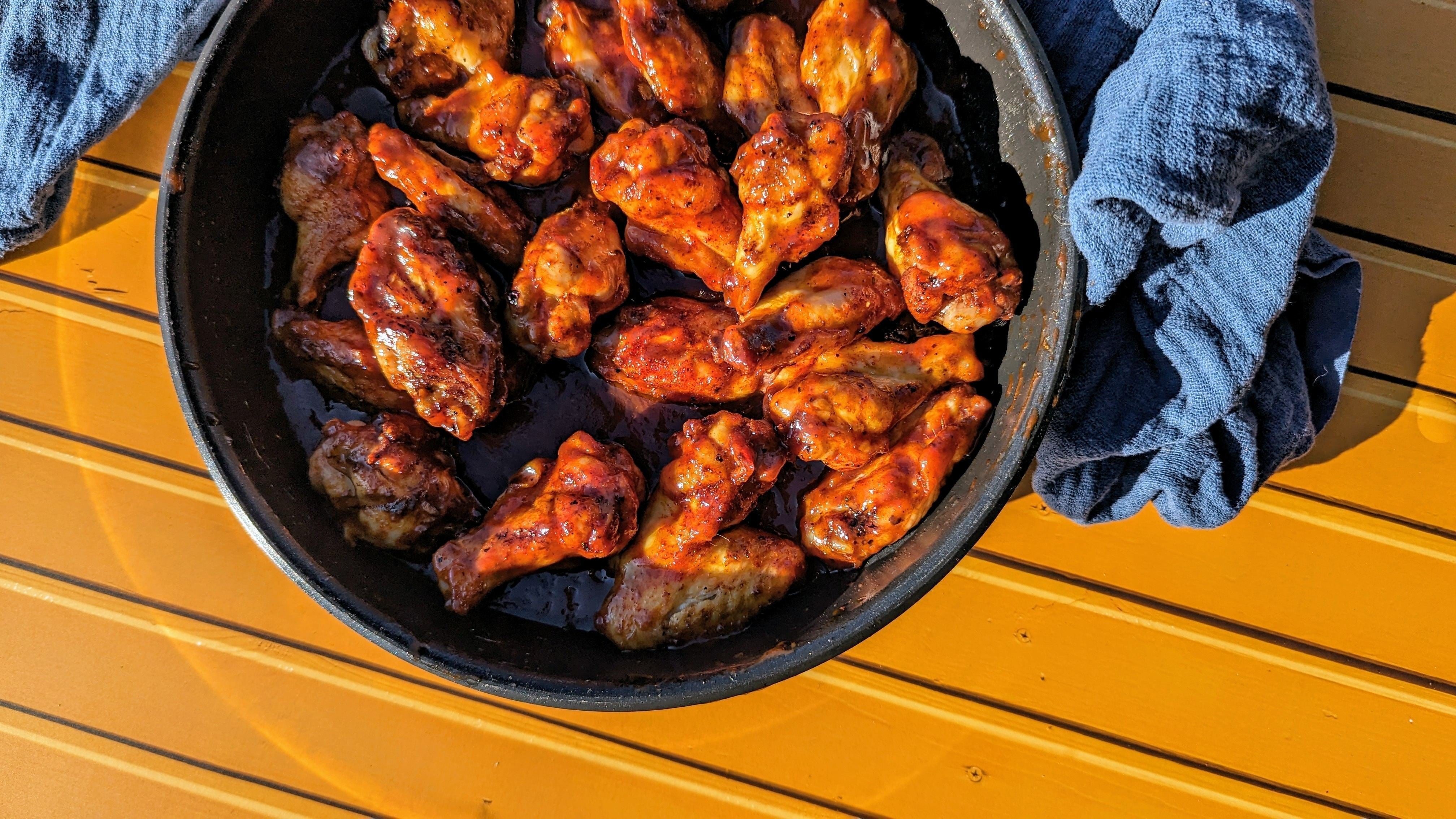 Buffalo Wings aus dem Smoker: Einfache Zubereitung mit intensivem Aroma