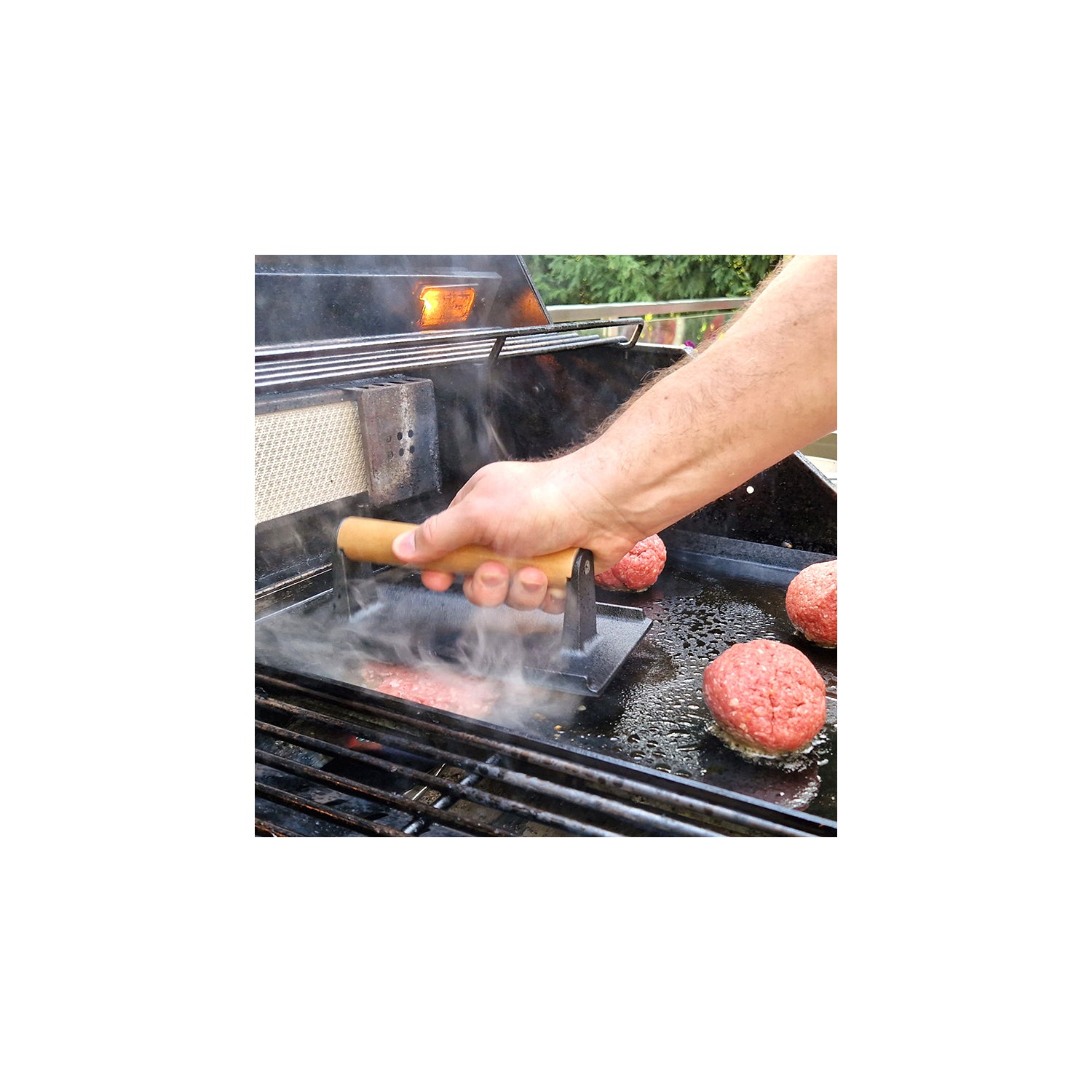 Burgerpresse aus Gusseisen mit Holzgriff – 21 cm